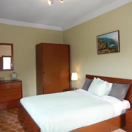 Nocleg ze śniadaniem Quinta Laranjal Da Arrabida 4*