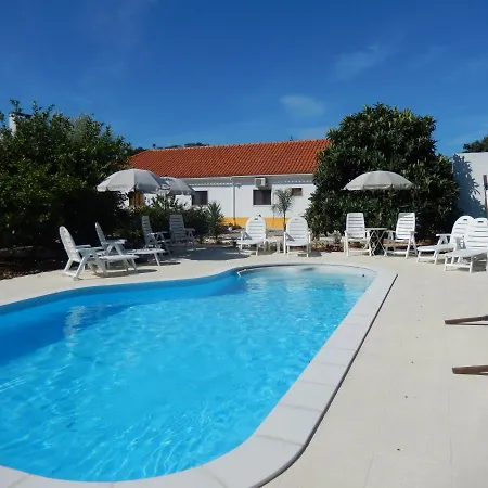 Nocleg ze śniadaniem Quinta Laranjal Da Arrabida 4*