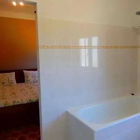 فندق مبيت وإفطار Quinta Laranjal Da Arrabida بالميلا