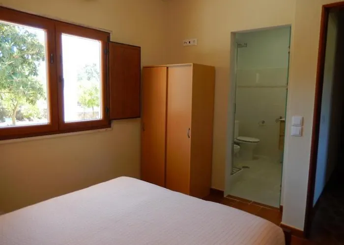 Bed & Breakfast Quinta Laranjal Da Arrabida 4*